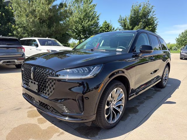 2026 Infinite Black Metallic Clearcoat Lincoln Aviator Premiere AWD SUV