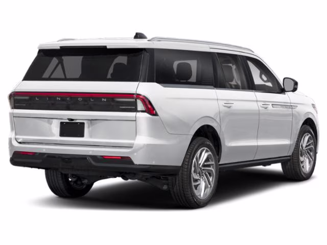 2026 Crystal White Metallic Clearcoat Lincoln Navigator L Reserve 4X4 SUV