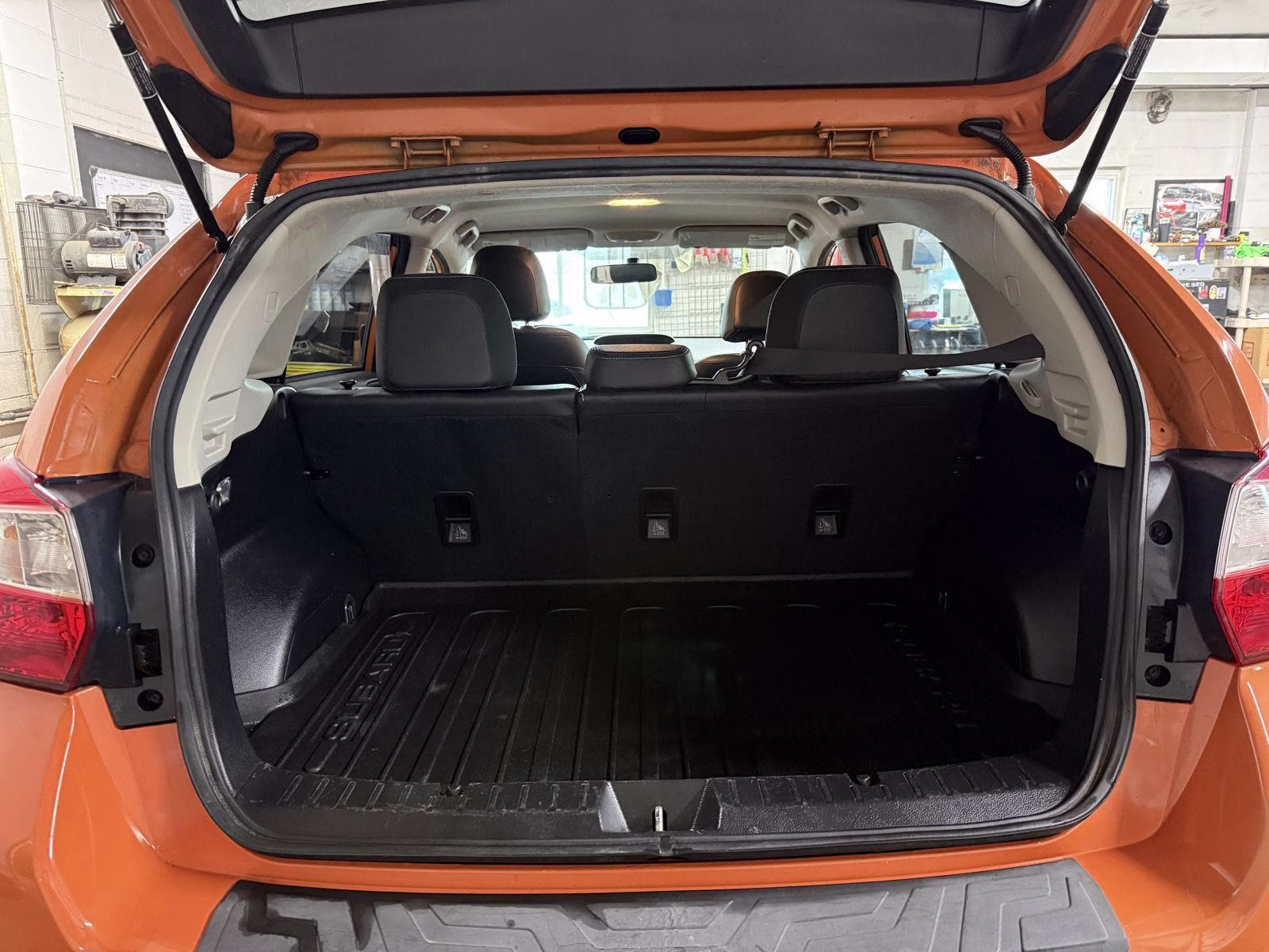 2014 Tangerine Orange Pearl Subaru XV Crosstrek Limited AWD SUV