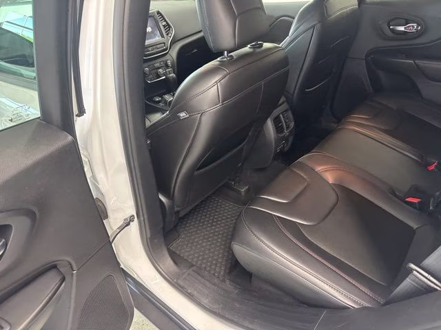 2019 Bright White Clearcoat Jeep Cherokee Trailhawk 4X4 SUV