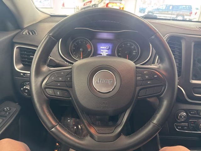 2019 Bright White Clearcoat Jeep Cherokee Trailhawk 4X4 SUV
