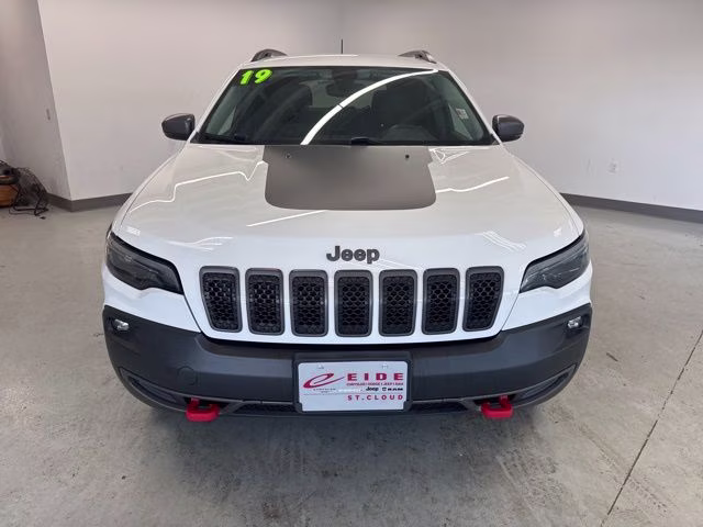 2019 Bright White Clearcoat Jeep Cherokee Trailhawk 4X4 SUV