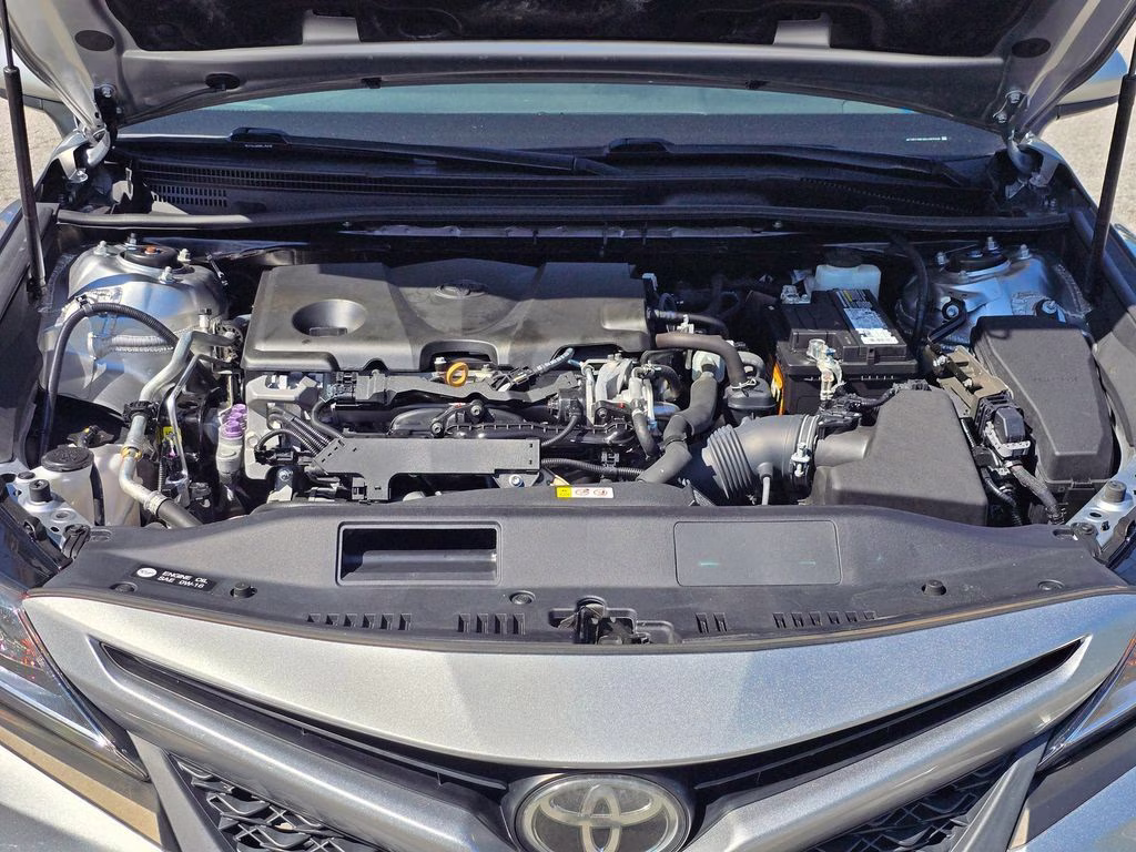 2019 Celestial Silver Metallic Toyota Camry SE FWD Sedan