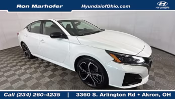 2024 Pearl White Tricoat Nissan Altima 2.5 SR FWD Sedan