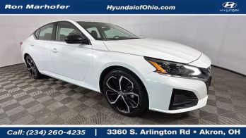2024 Pearl White Tricoat Nissan Altima 2.5 SR FWD Sedan