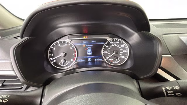 2024 Pearl White Tricoat Nissan Altima 2.5 SR FWD Sedan