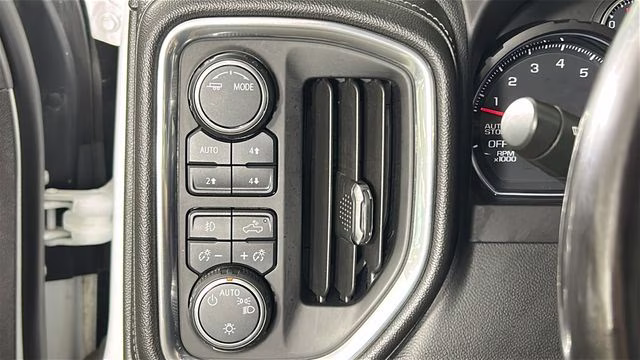2020 Summit White Chevrolet Silverado 1500 LT Trail Boss 4X4 Truck