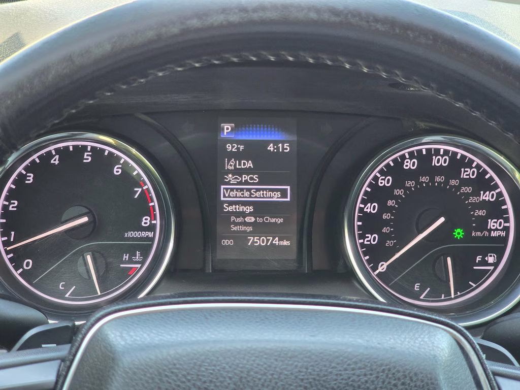 2019 Celestial Silver Metallic Toyota Camry SE FWD Sedan