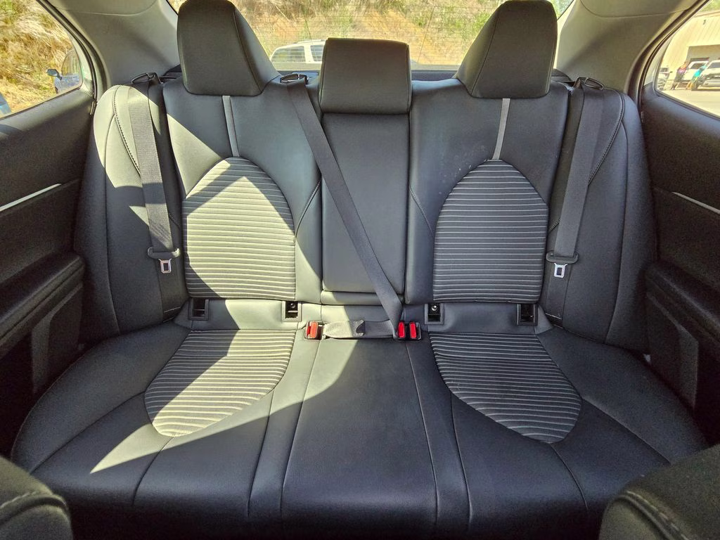 2019 Celestial Silver Metallic Toyota Camry SE FWD Sedan