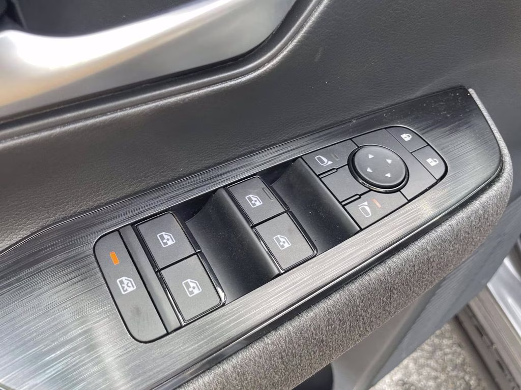 2026 Gun Metallic Nissan Kicks SV FWD SUV