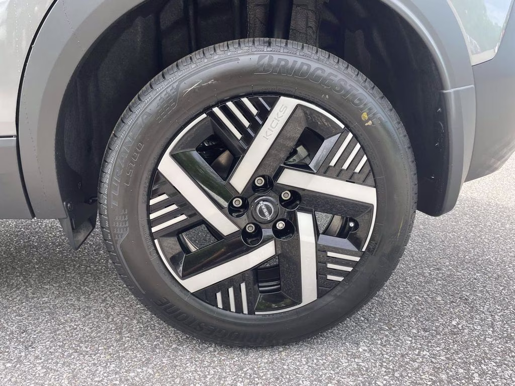 2026 Gun Metallic Nissan Kicks SV FWD SUV