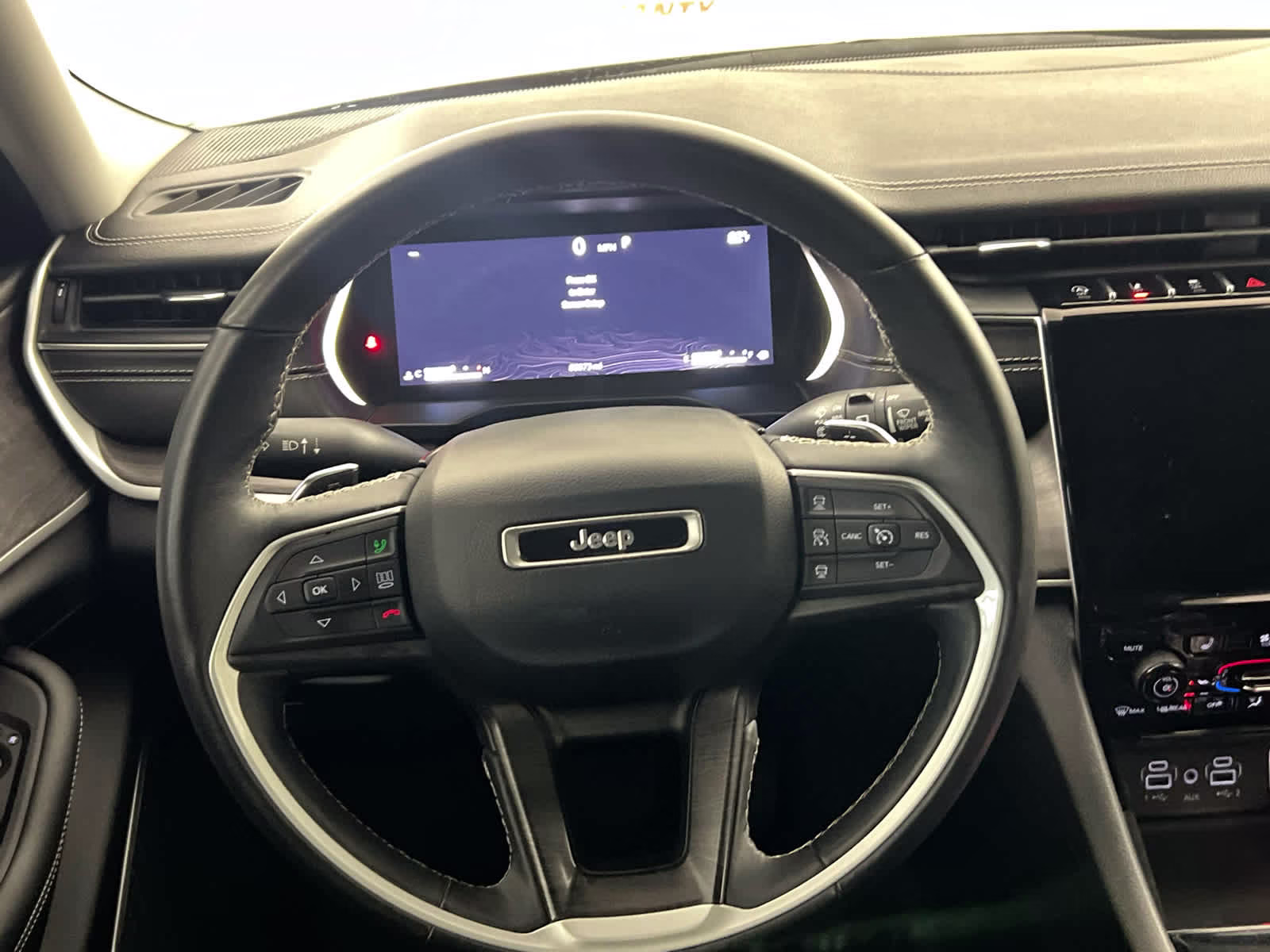 2022 Ember Pearlcoat Jeep Grand Cherokee L Limited RWD SUV