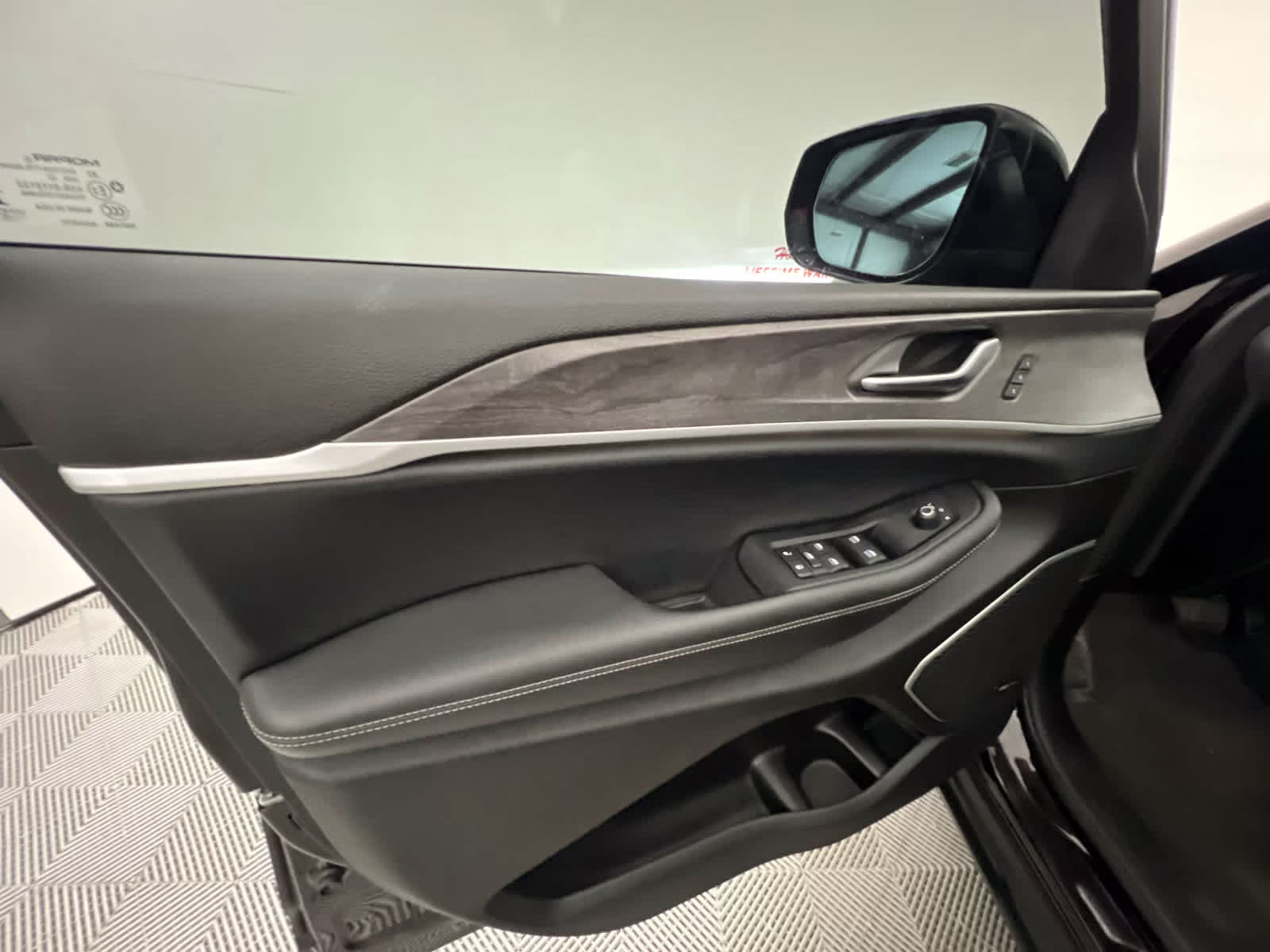 2022 Ember Pearlcoat Jeep Grand Cherokee L Limited RWD SUV