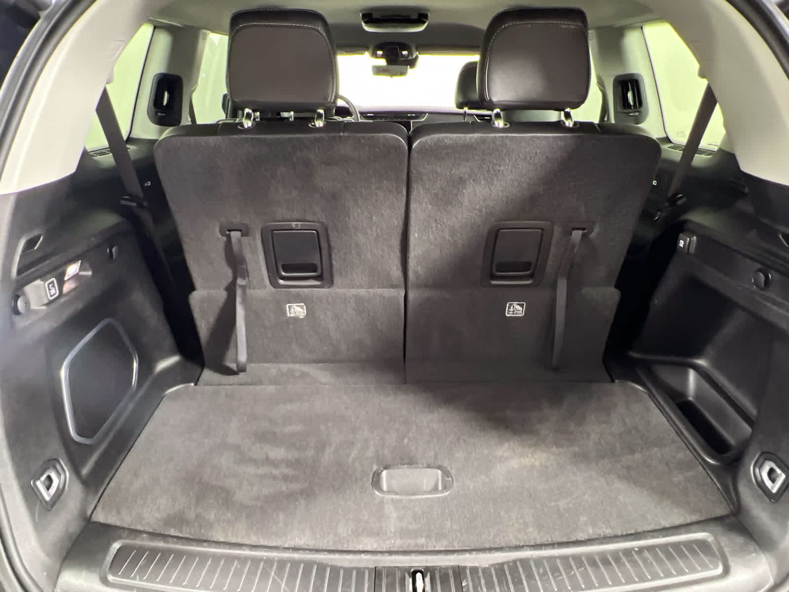 2022 Ember Pearlcoat Jeep Grand Cherokee L Limited RWD SUV