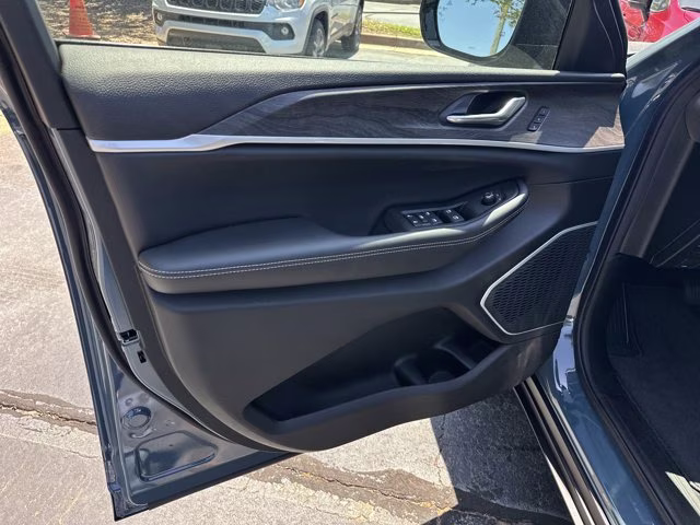 2026 Steel Blue Jeep Grand Cherokee Limited 4X4 SUV