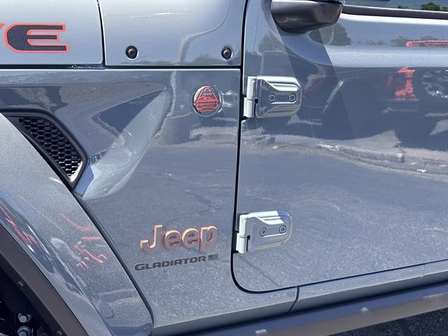 2026 Anvil Clearcoat Jeep Gladiator Mojave X 4X4 Truck
