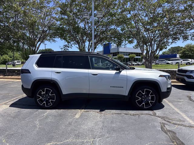 2026 Silver Zynith Clearcoat Jeep Cherokee Overland 4X4 SUV
