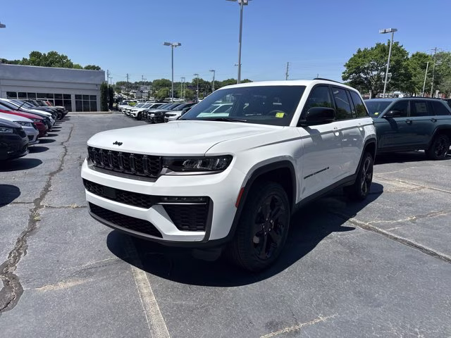 2026 Bright White Clearcoat Jeep Grand Cherokee Limited RWD SUV