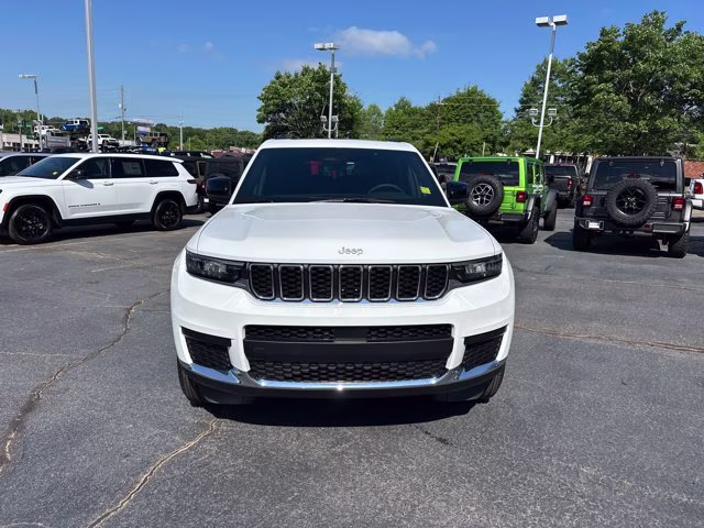 2026 Bright White Clearcoat Jeep Grand Cherokee L Laredo X RWD SUV