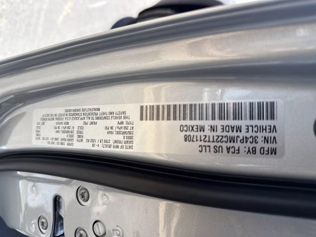 2026 Silver Zynith Clearcoat Jeep Cherokee Overland 4X4 SUV