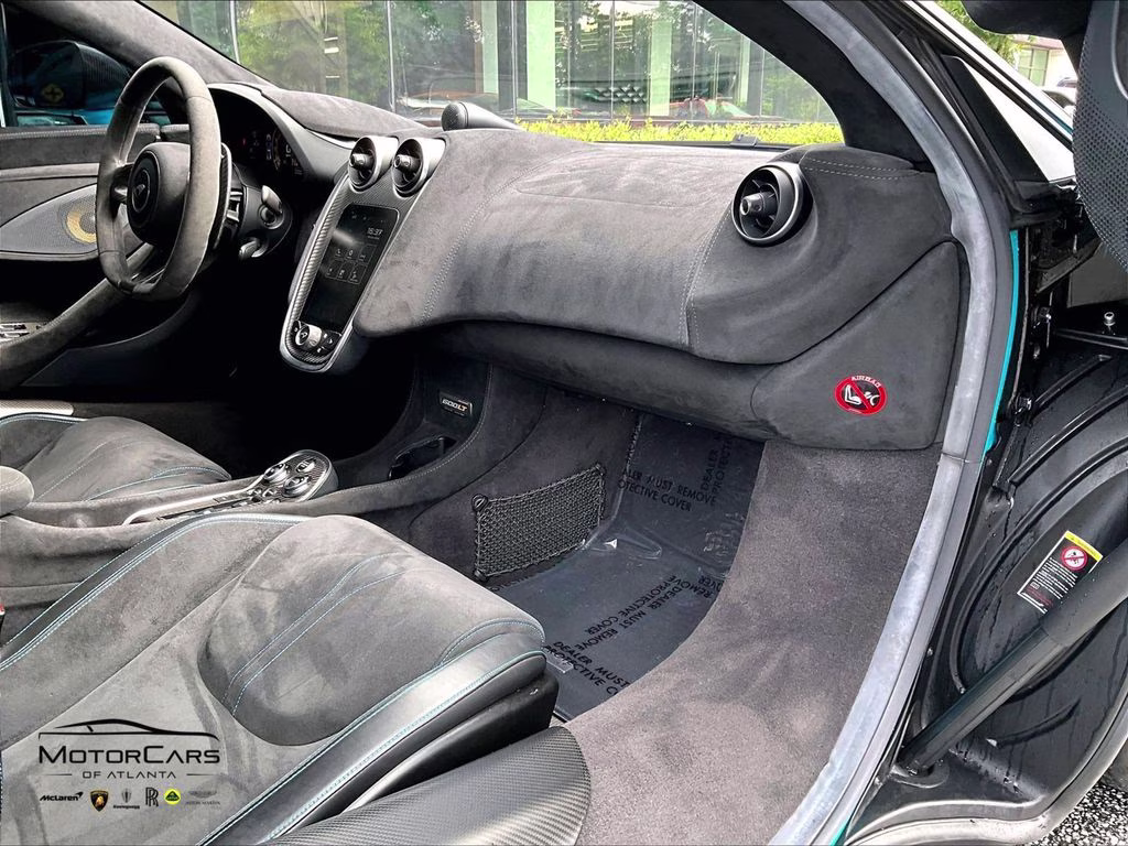 2019 Curacao Blue McLaren 600LT MSO Fistral Blue RWD Coupe