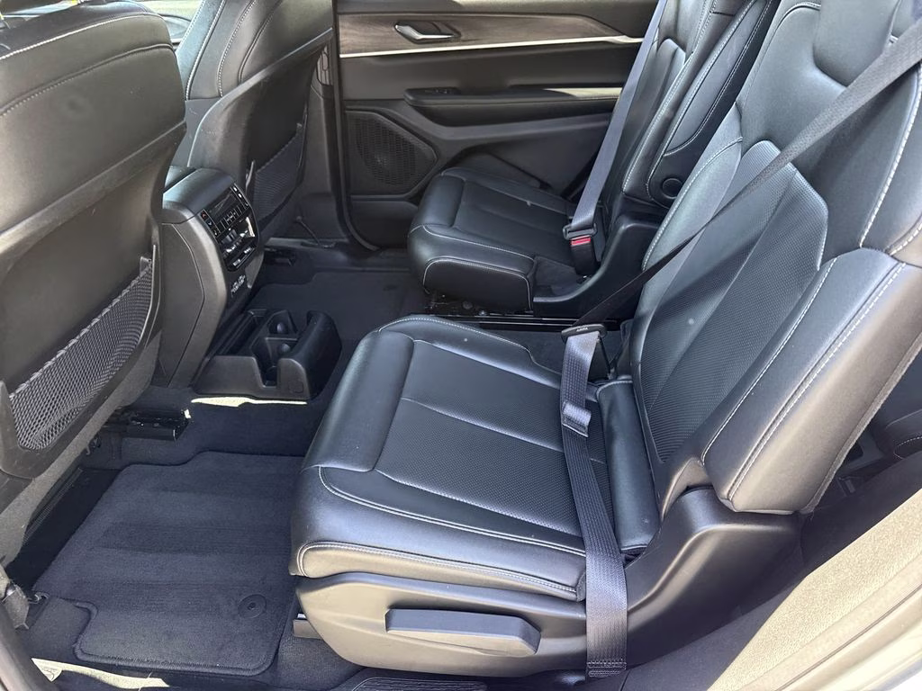2024 Silver Zynith Jeep Grand Cherokee L Limited RWD SUV