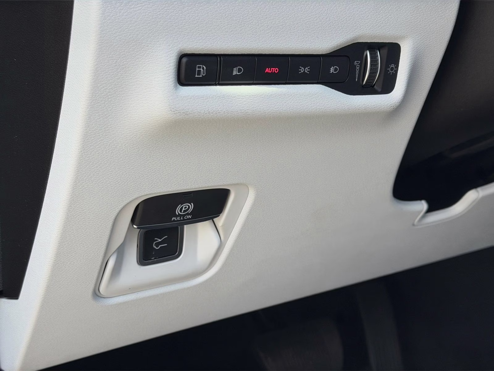 2026 '41 Jeep Cherokee Limited 4X4 SUV