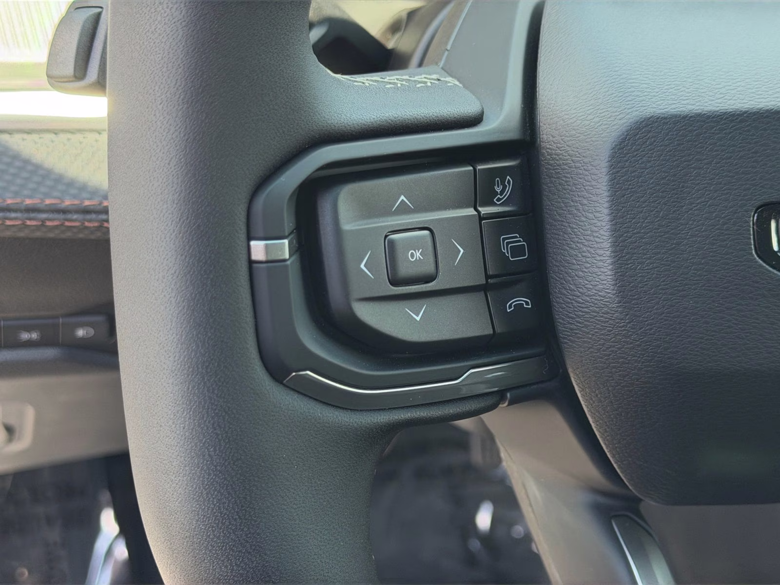 2026 Silver Zynith Clearcoat Jeep Cherokee Limited 4X4 SUV
