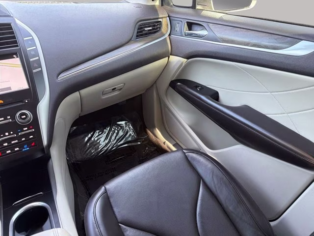 2019 Mocha Metallic Lincoln MKC Reserve FWD SUV