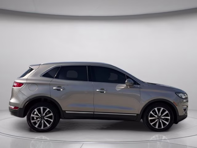 2019 Mocha Metallic Lincoln MKC Reserve FWD SUV