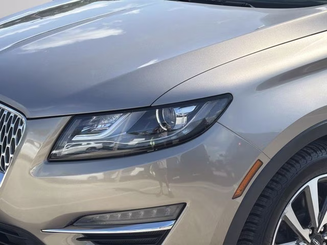 2019 Mocha Metallic Lincoln MKC Reserve FWD SUV