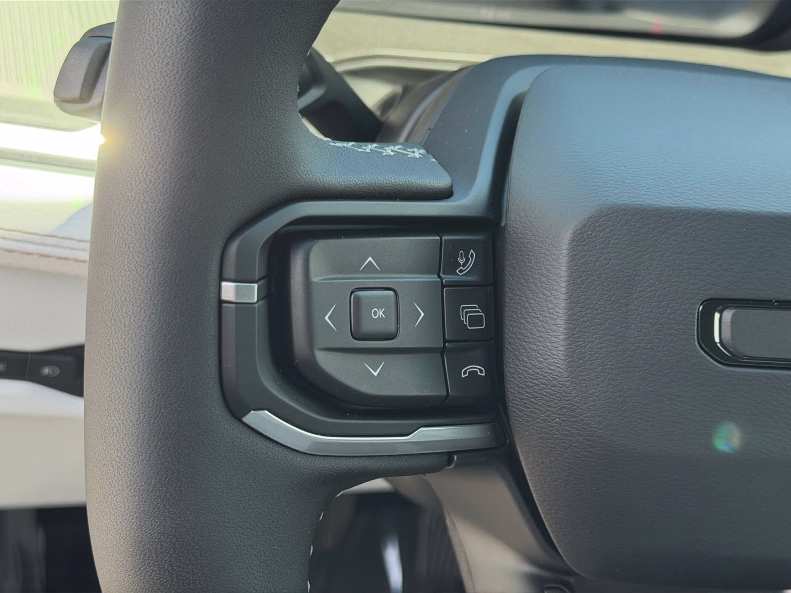 2026 '41 Jeep Cherokee Limited 4X4 SUV