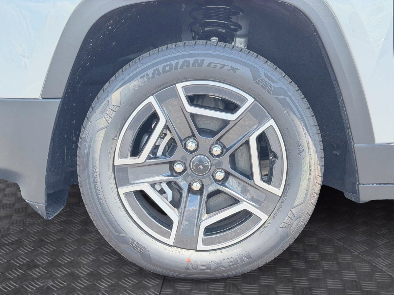 2026 Silver Zynith Clearcoat Jeep Cherokee Limited 4X4 SUV