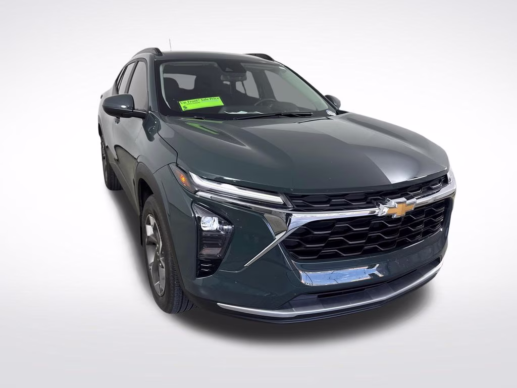 2025 Cypress Gray Chevrolet Trax LT FWD SUV
