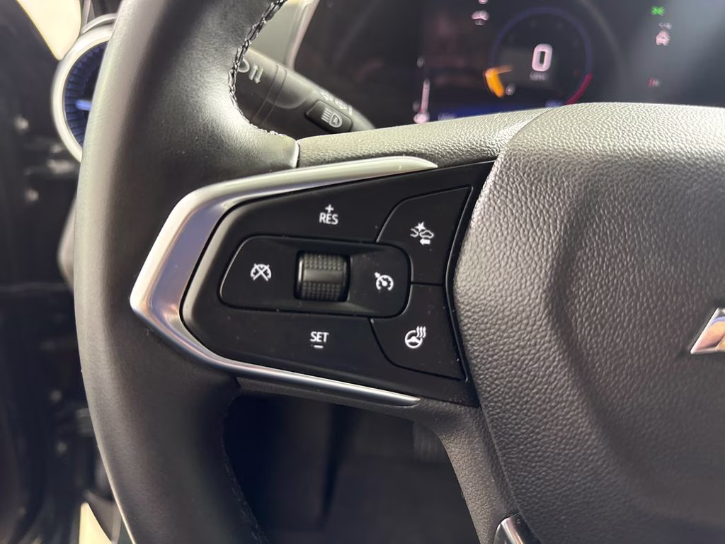 2025 Cypress Gray Chevrolet Trax LT FWD SUV