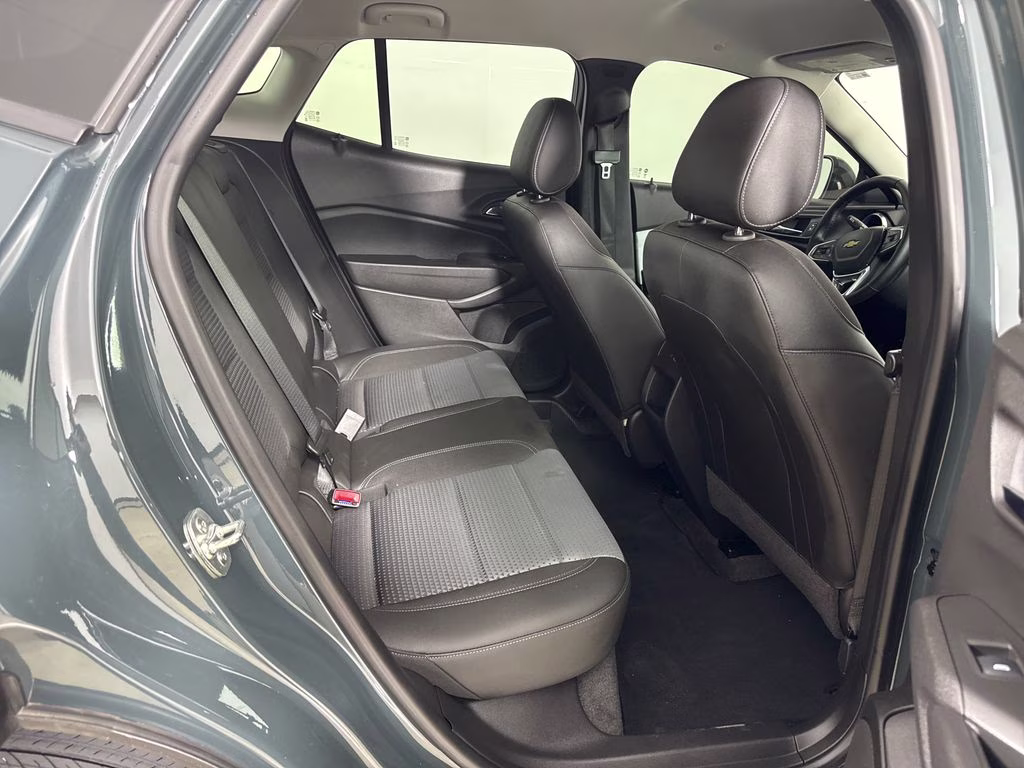2025 Cypress Gray Chevrolet Trax LT FWD SUV