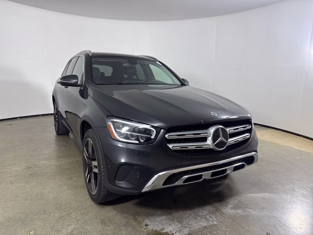 2021 Obsidian Black Metallic Mercedes-Benz GLC GLC 300 RWD SUV