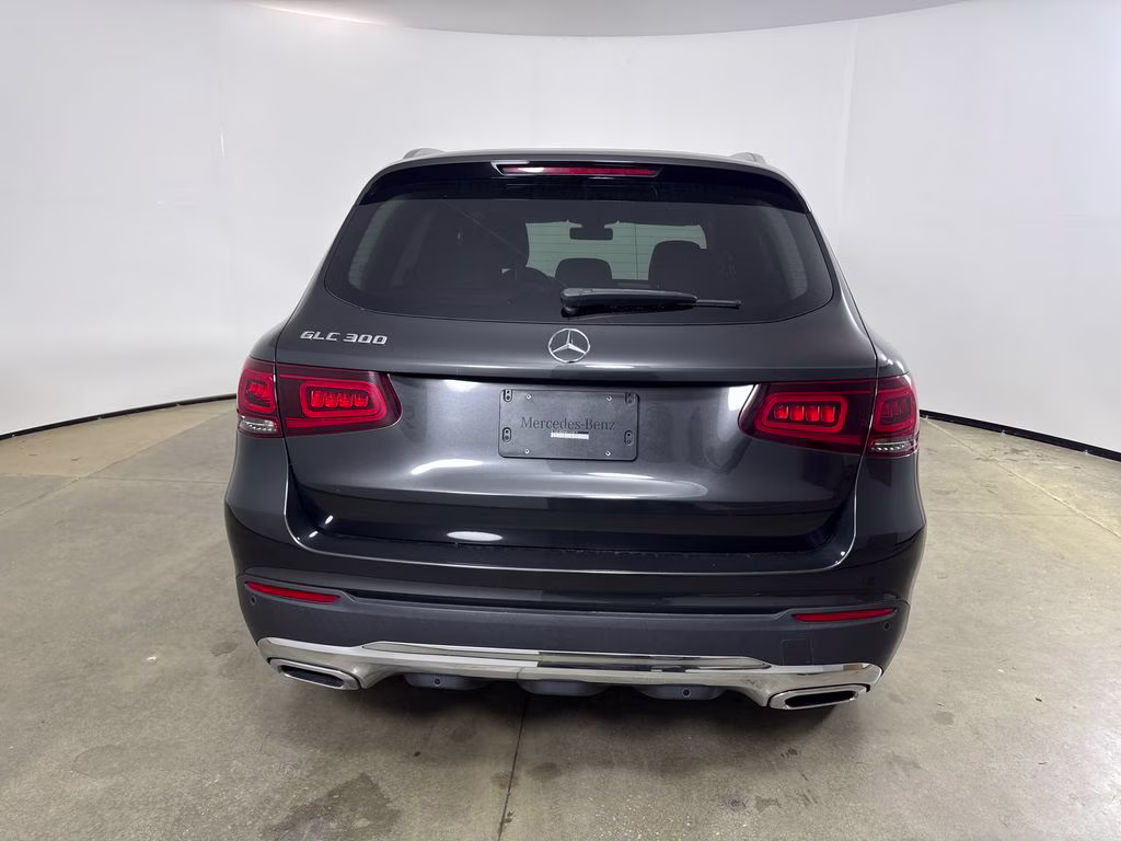 2021 Obsidian Black Metallic Mercedes-Benz GLC GLC 300 RWD SUV