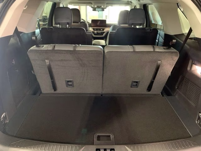 2026 Space White Metallic Ford Explorer Active 4X4 SUV
