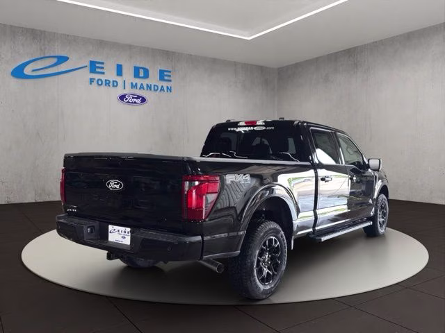 2026 Agate Black Metallic Ford F-150 XLT Black Appearance 4X4 Truck