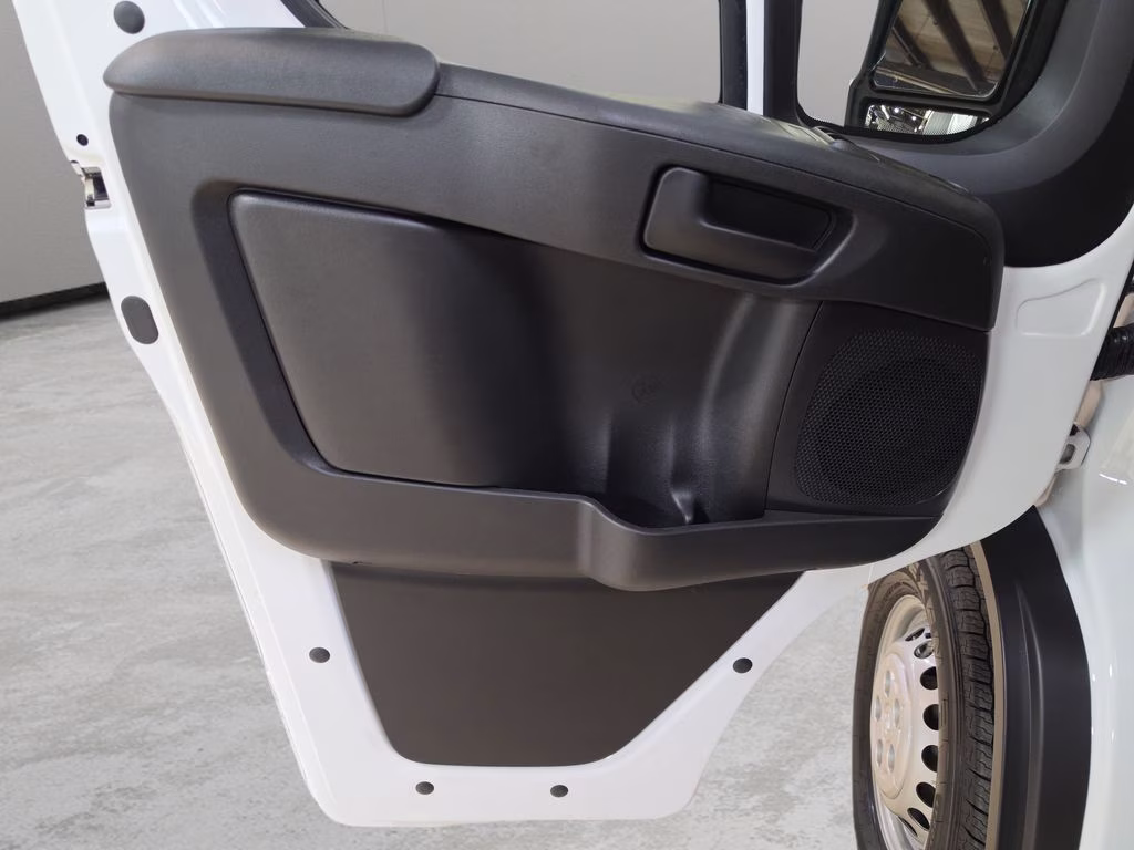 2026 Bright White Clearcoat Ram ProMaster 1500 Low Roof FWD Van