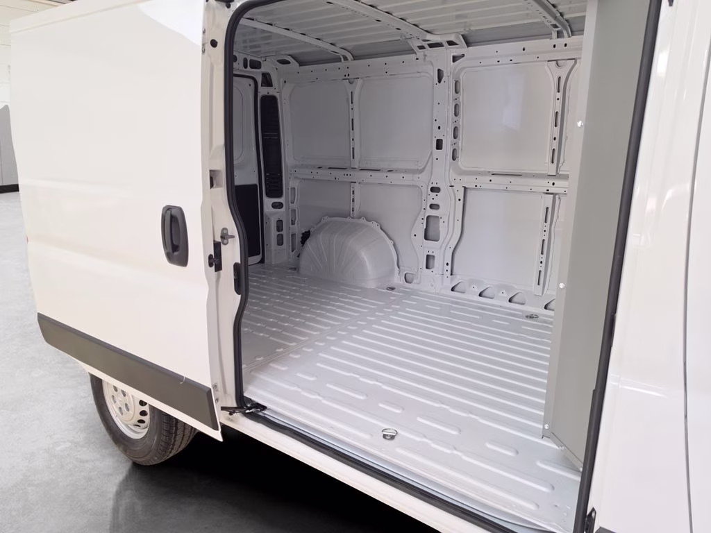 2026 Bright White Clearcoat Ram ProMaster 1500 Low Roof FWD Van