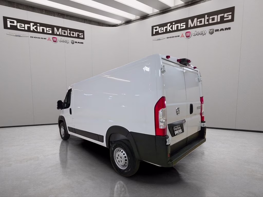 2026 Bright White Clearcoat Ram ProMaster 1500 Low Roof FWD Van
