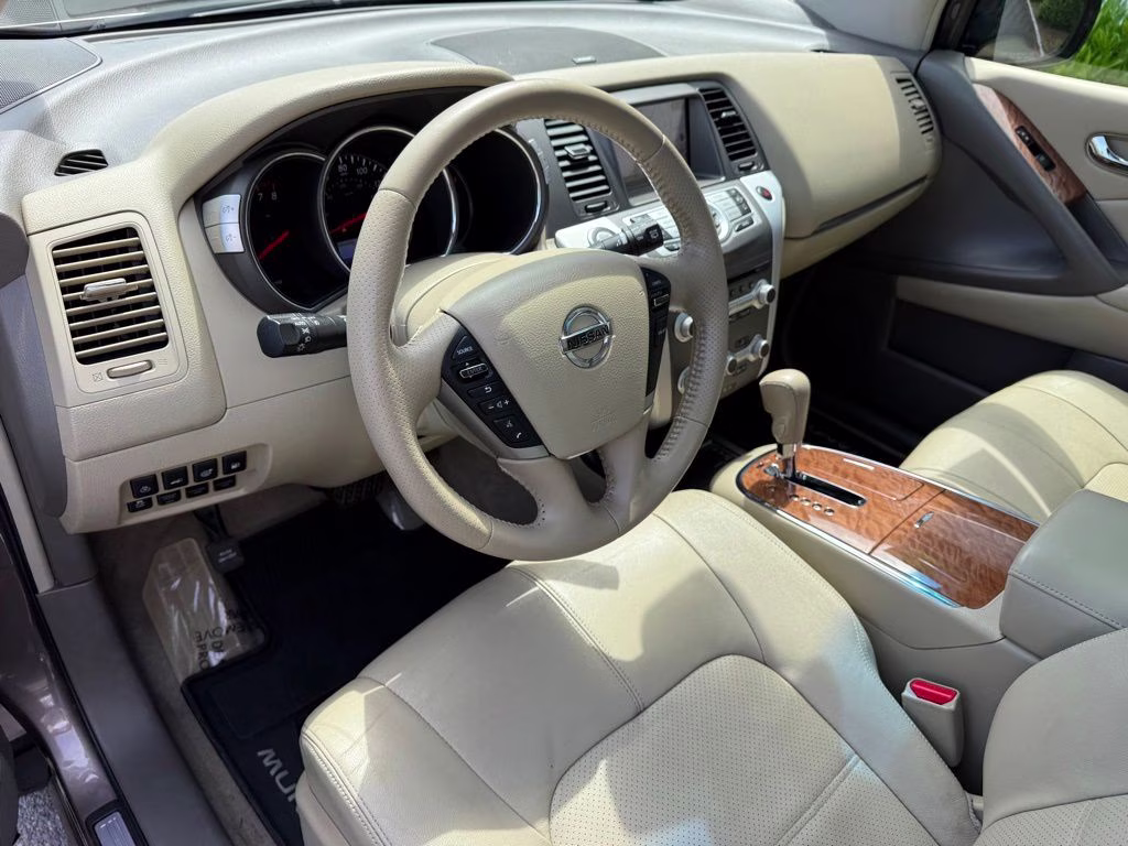 2014 Tinted Bronze Metallic Nissan Murano LE FWD SUV