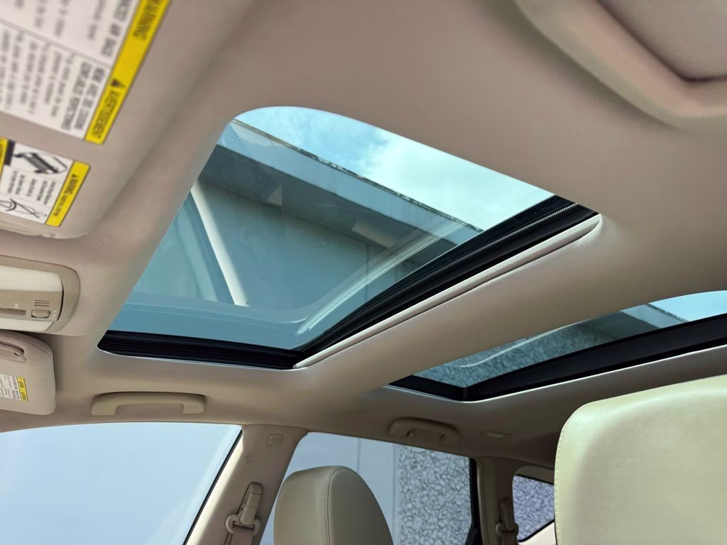 2014 Tinted Bronze Metallic Nissan Murano LE FWD SUV