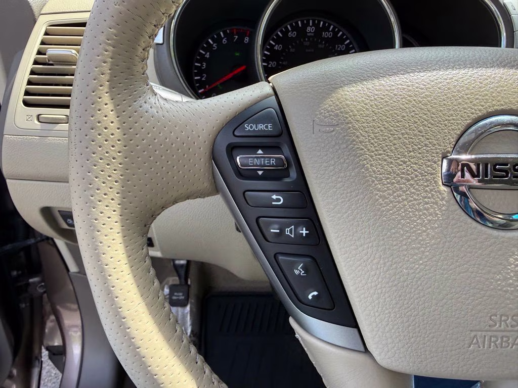 2014 Tinted Bronze Metallic Nissan Murano LE FWD SUV