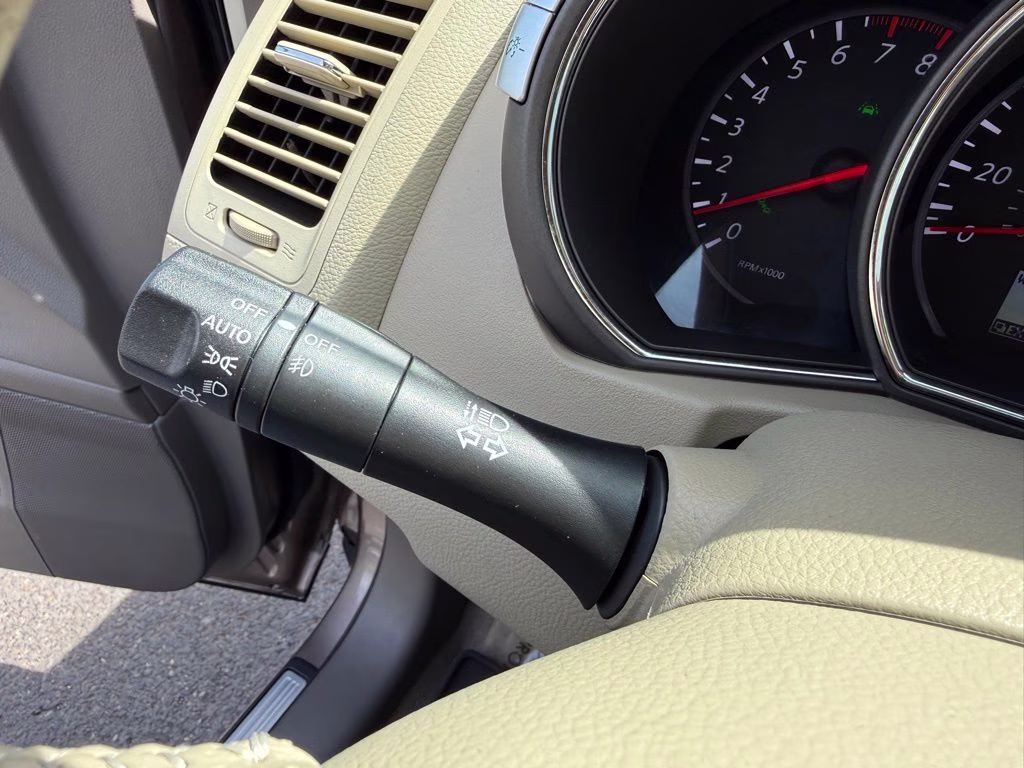 2014 Tinted Bronze Metallic Nissan Murano LE FWD SUV