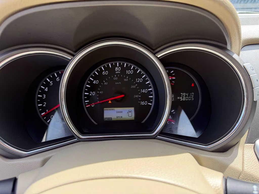 2014 Tinted Bronze Metallic Nissan Murano LE FWD SUV