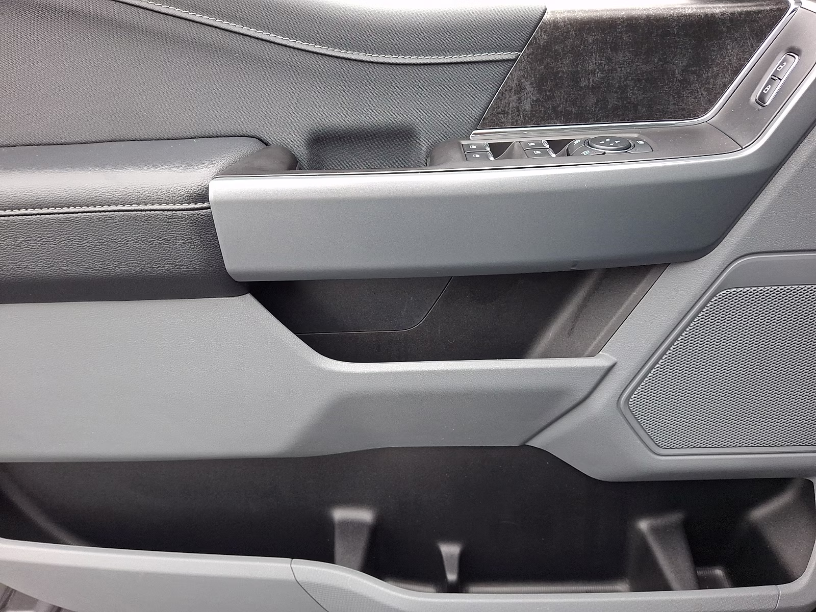 2023 Carbonized Gray Metallic - M7 Ford F-150 XLT 4X4
