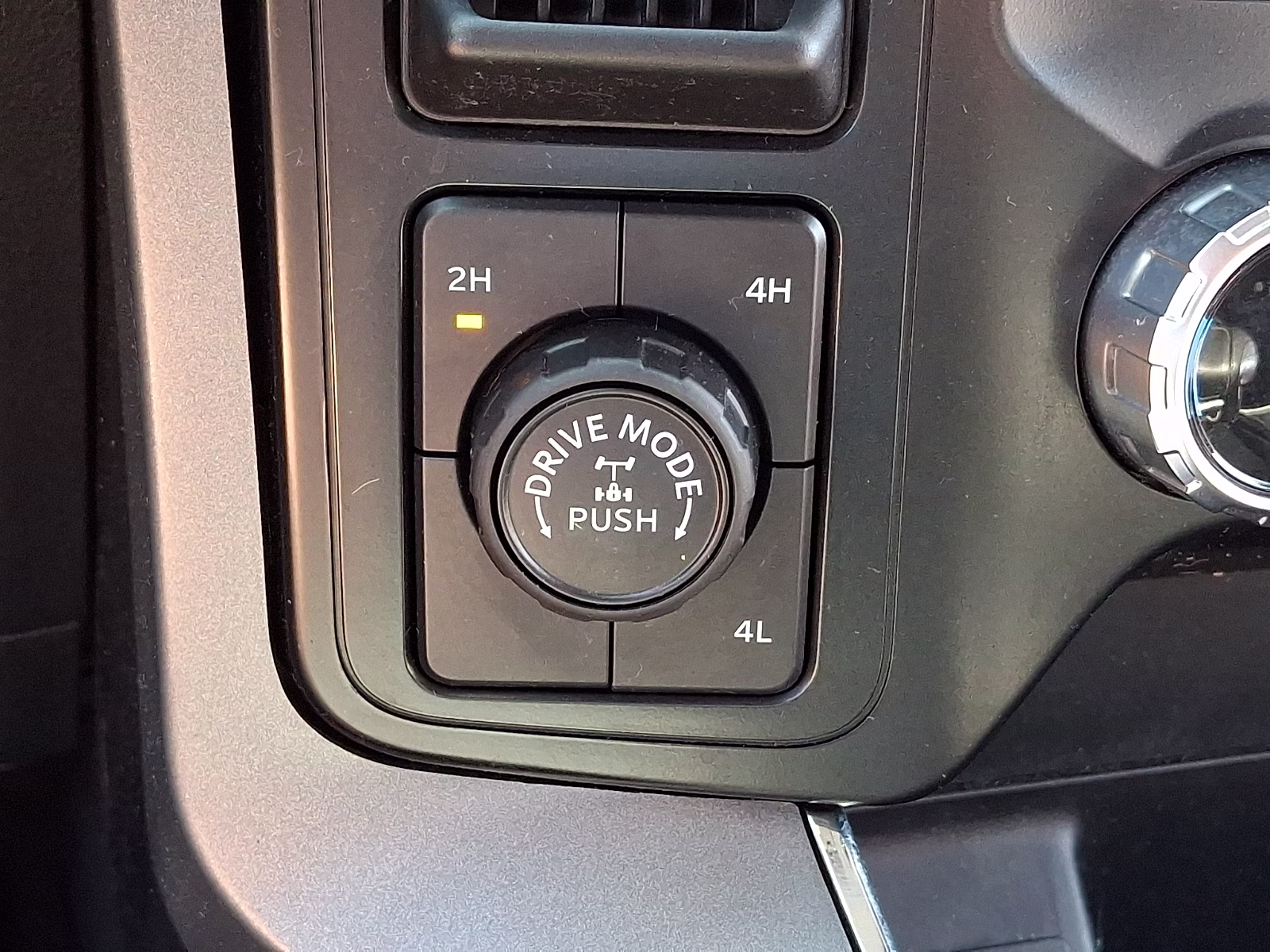 2023 Oxford White - YZ Ford F-150 XLT 4X4